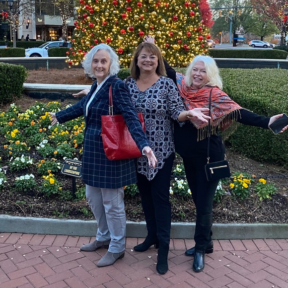 Meet your Posher, Pam - Picture 7 of 15